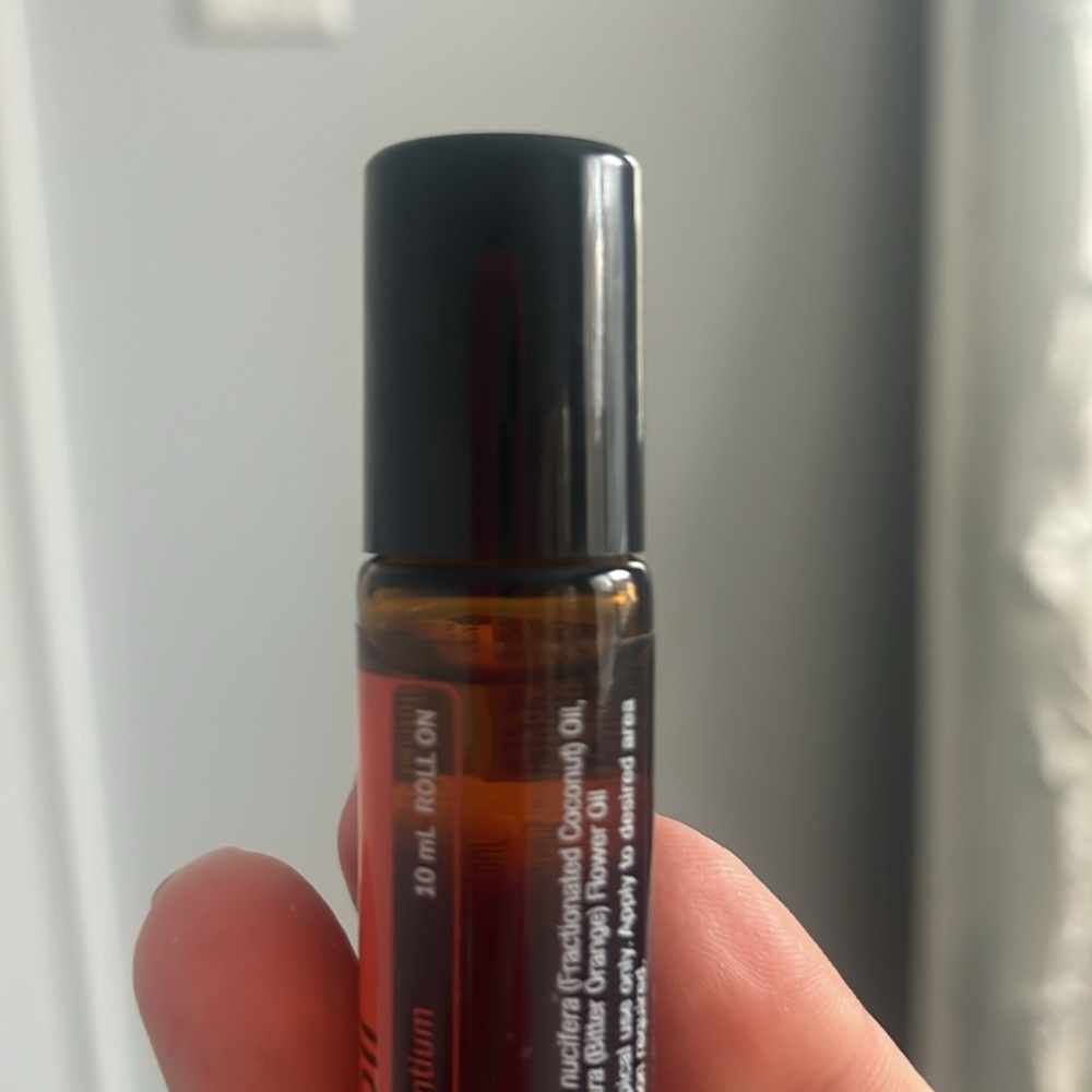 DOTERRA Neroli Touch Roll On Essential Oil Citrus 10ml Aromatherapy - Picture 5 of 5